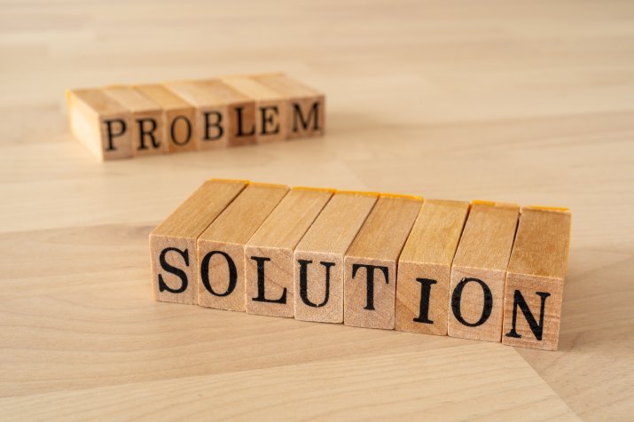 PROBLEMとSOLUTIONの文字ブロック