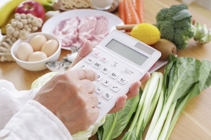 食材と電卓で考える健康的な節約生活